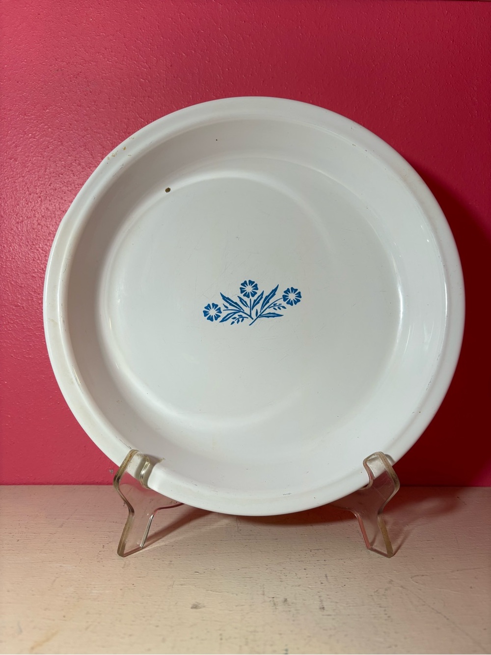 Vintage Corningware Round White Pie Baking Plate Retro Collectible Blue Flowers